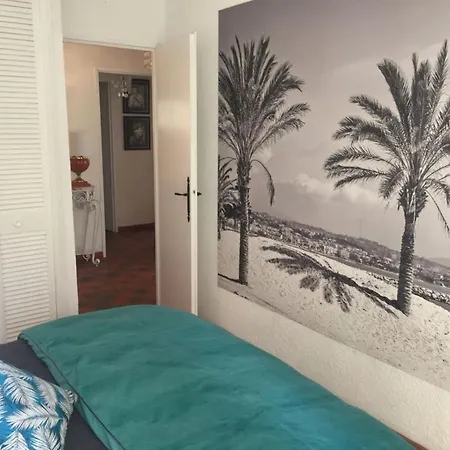Spacieux Avec Jardin Coeur De St Tropez Lejlighed